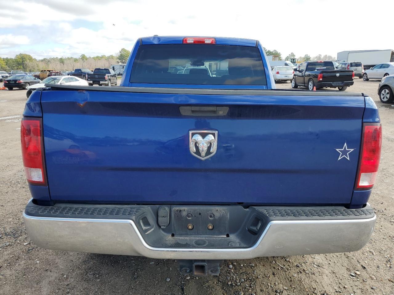 2014 RAM 1500 ST - Image 6