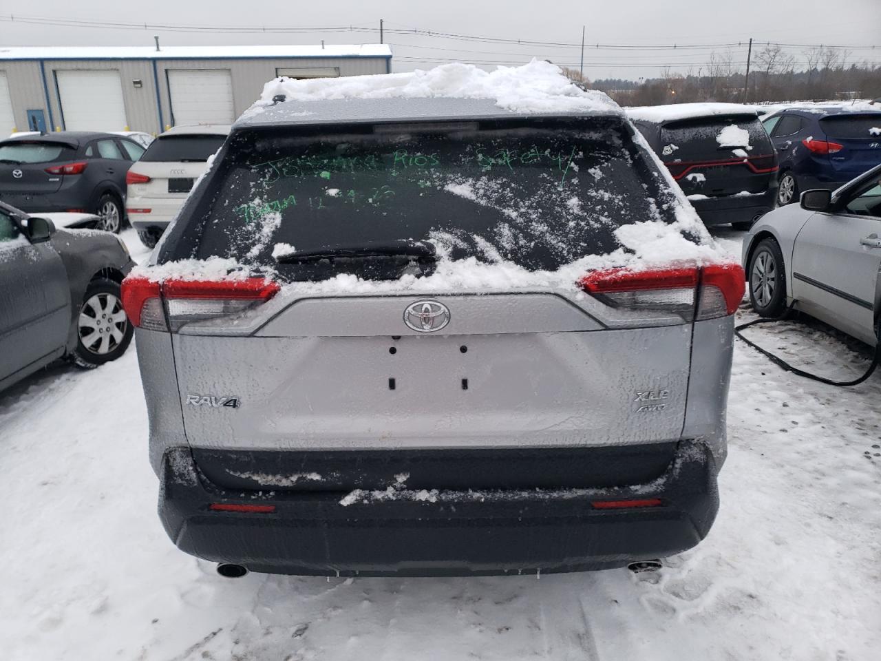2022 TOYOTA RAV4 XLE - Image 6