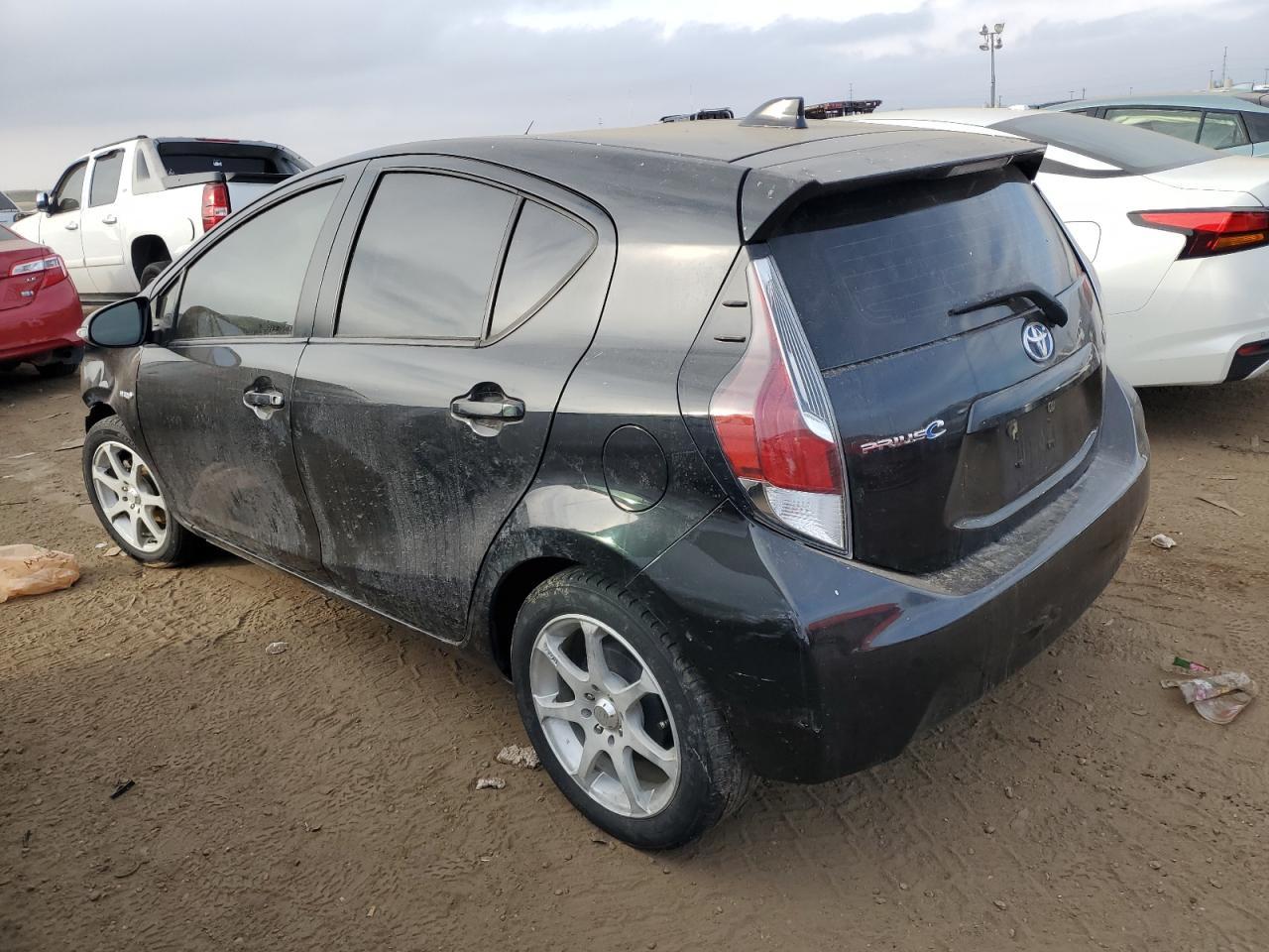 2016 TOYOTA PRIUS C - Фото 2