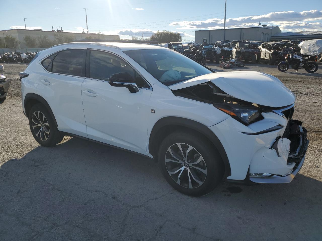 2017 LEXUS NX 200T BA - Фото 4
