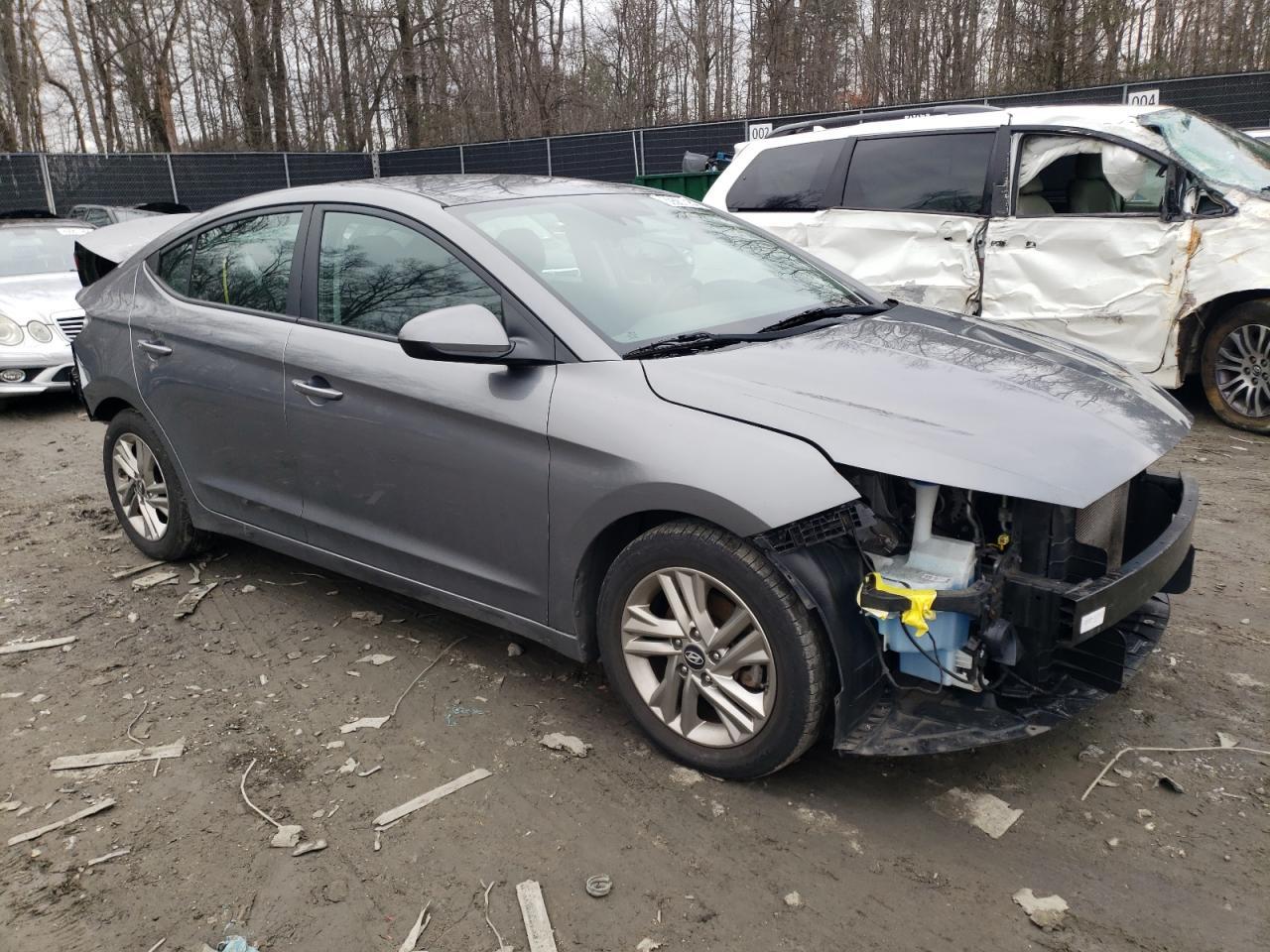 2019 HYUNDAI ELANTRA SE - Фото 4