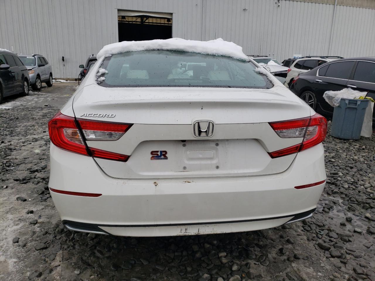 2018 HONDA ACCORD LX - Фото 6