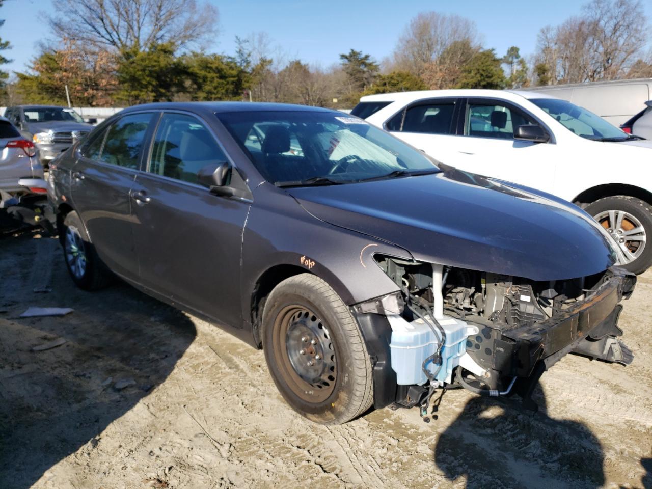 2016 TOYOTA CAMRY LE - Фото 4