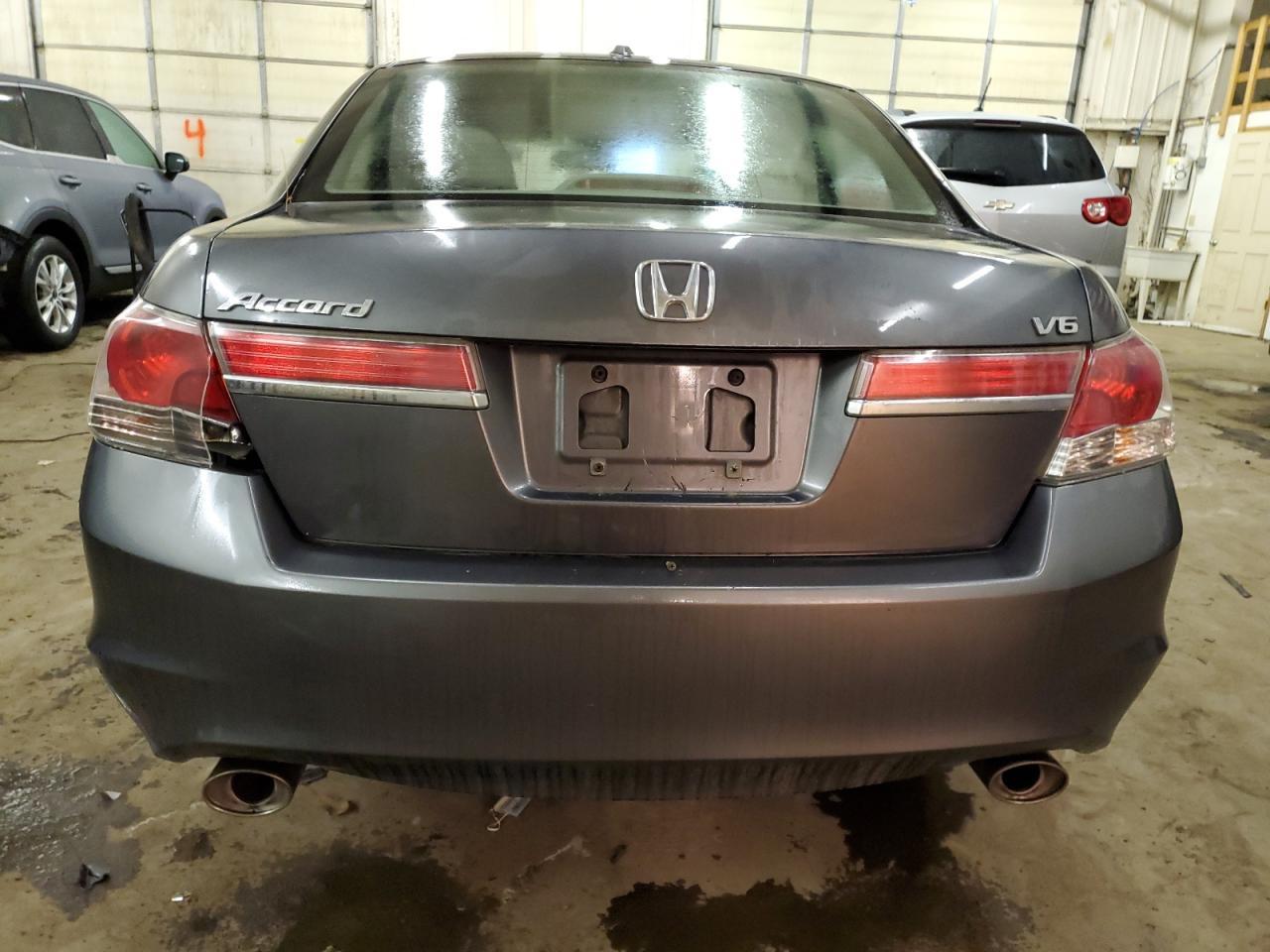 2012 HONDA ACCORD EXL - Image 6
