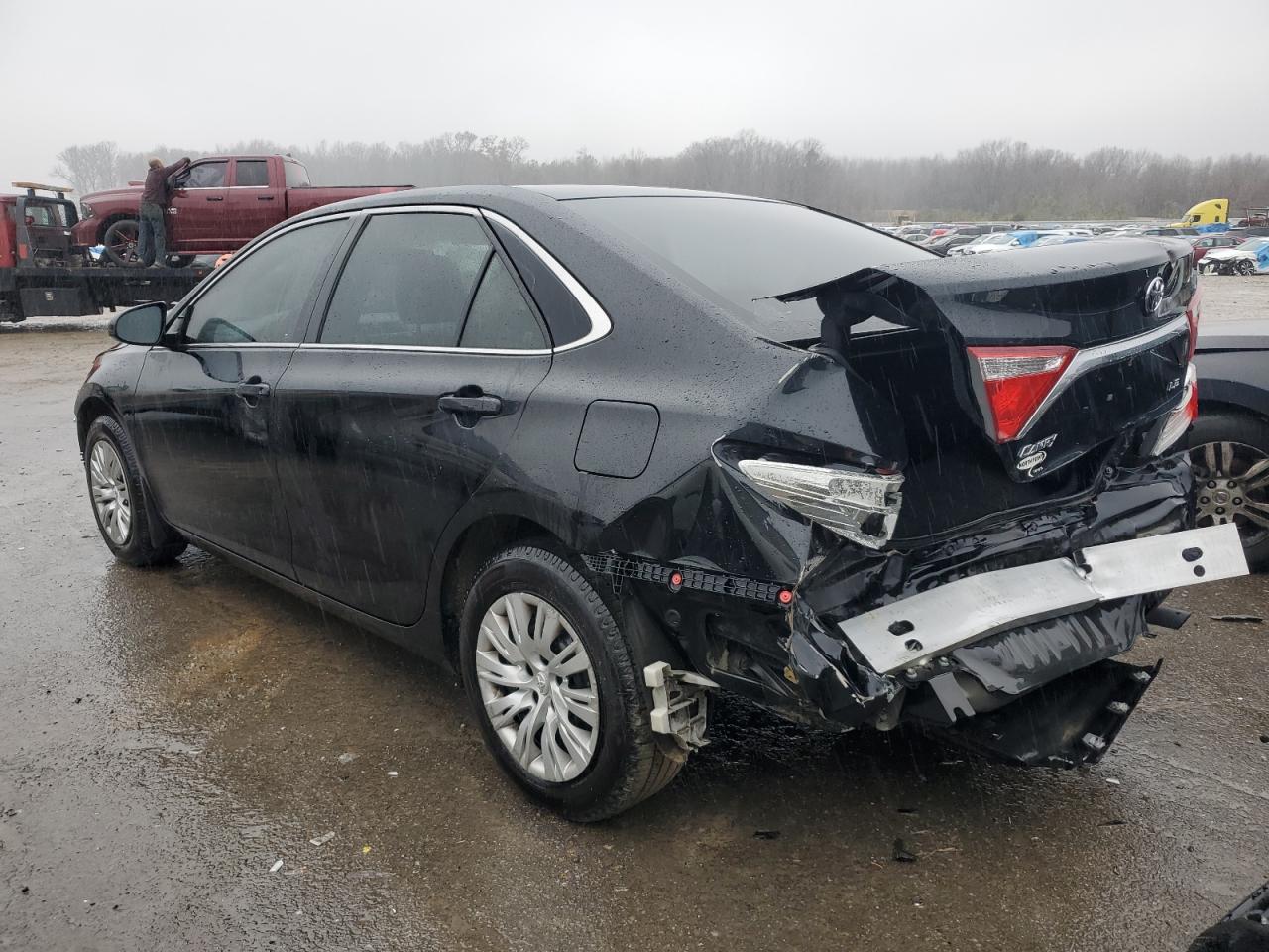 2016 TOYOTA CAMRY LE - Image 2