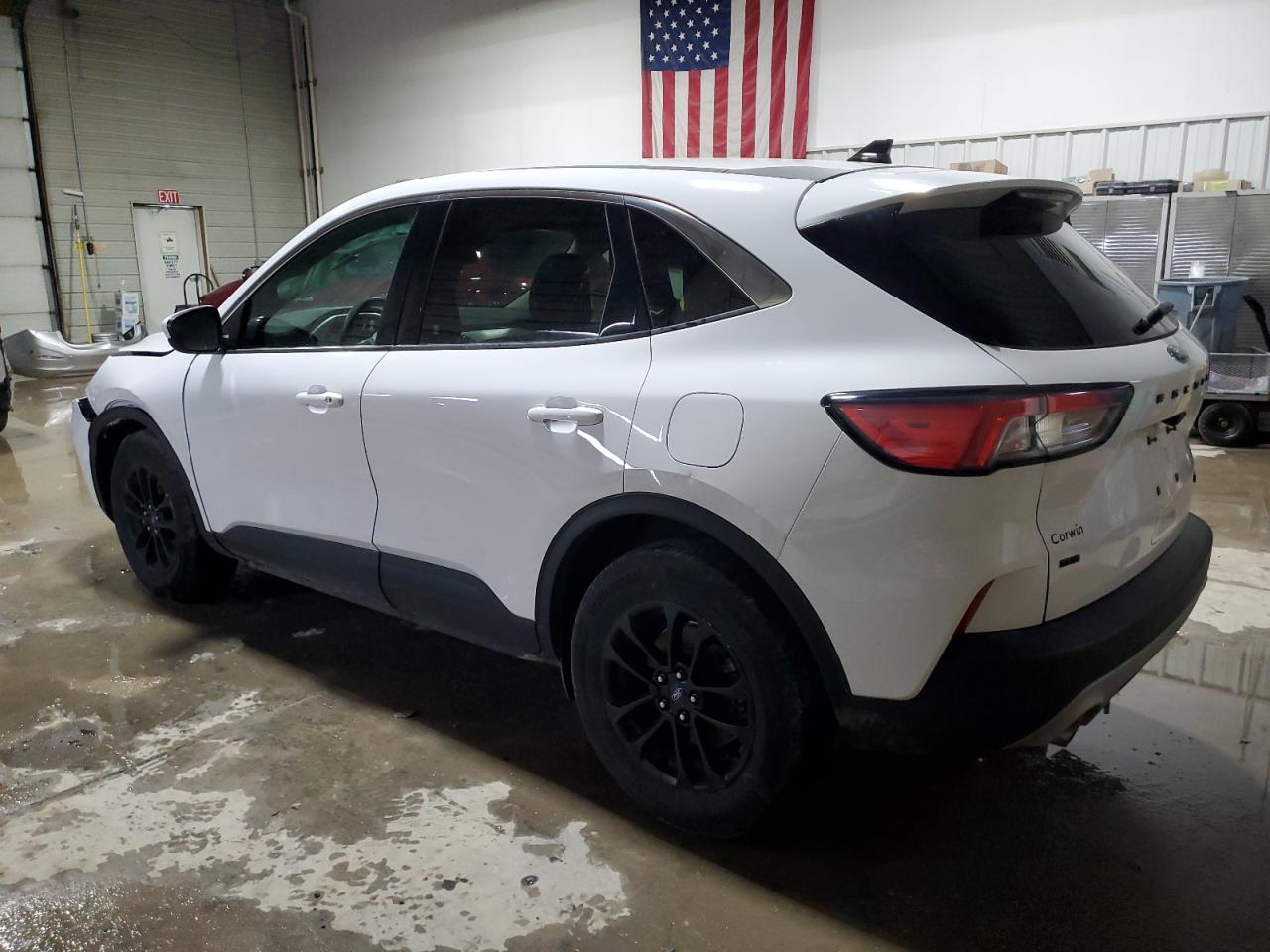 2020 FORD ESCAPE SE - Image 2