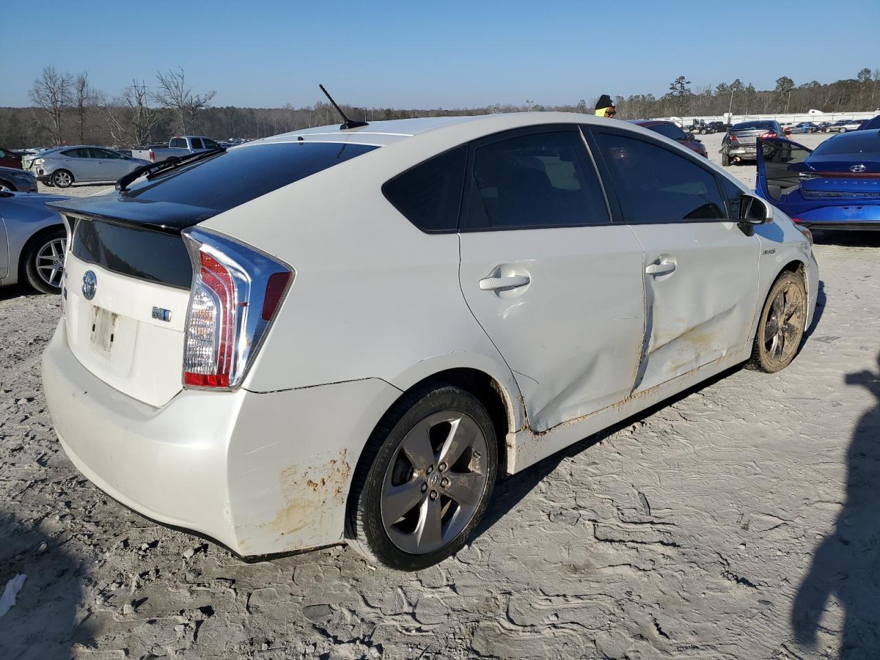2015 TOYOTA PRIUS - Image 3