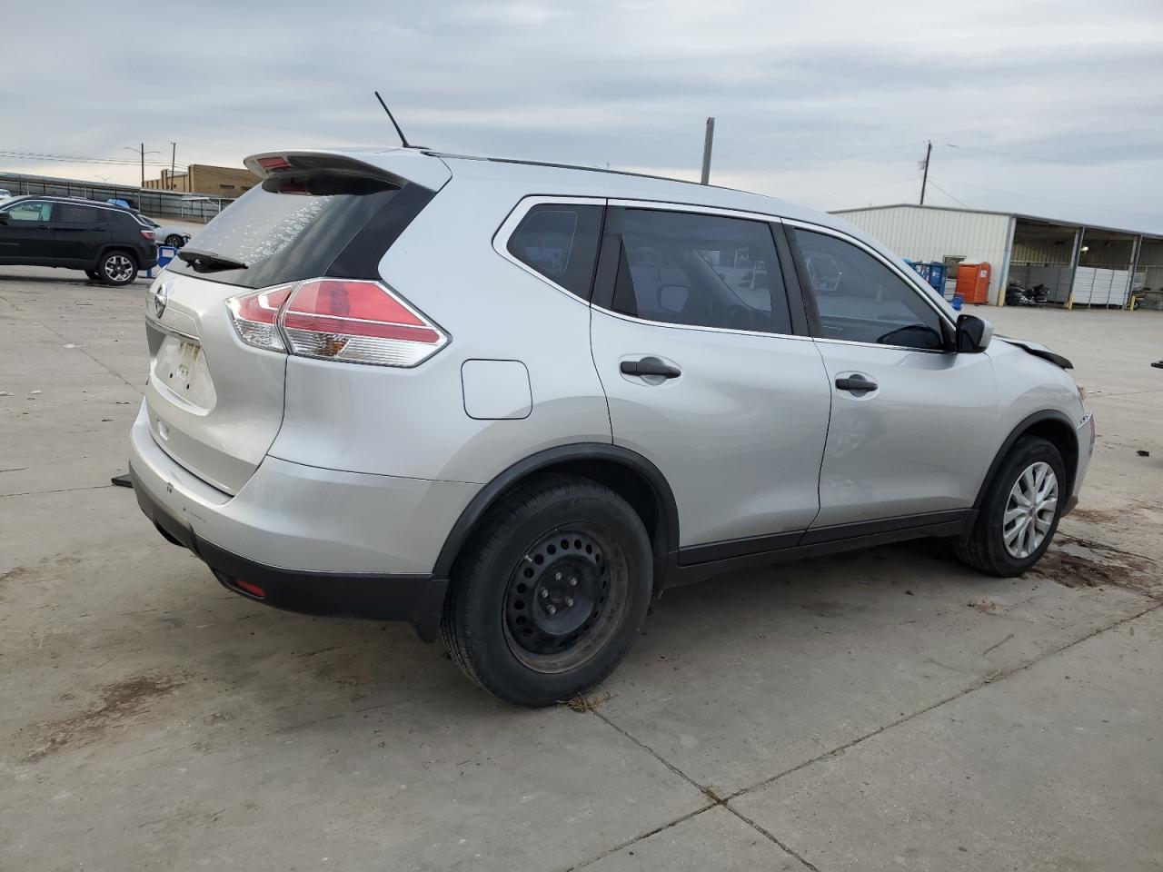 2016 NISSAN ROGUE S - Фото 3