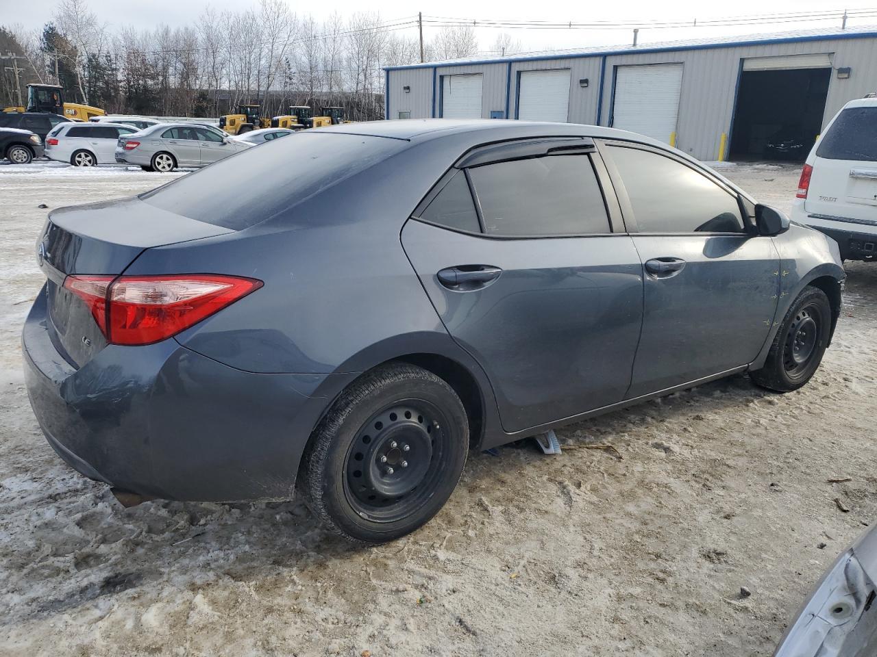 2018 TOYOTA COROLLA L - Image 3