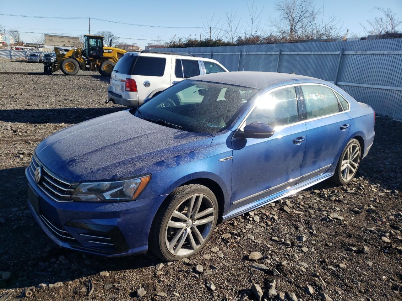 2017 VOLKSWAGEN PASSAT R-L car image