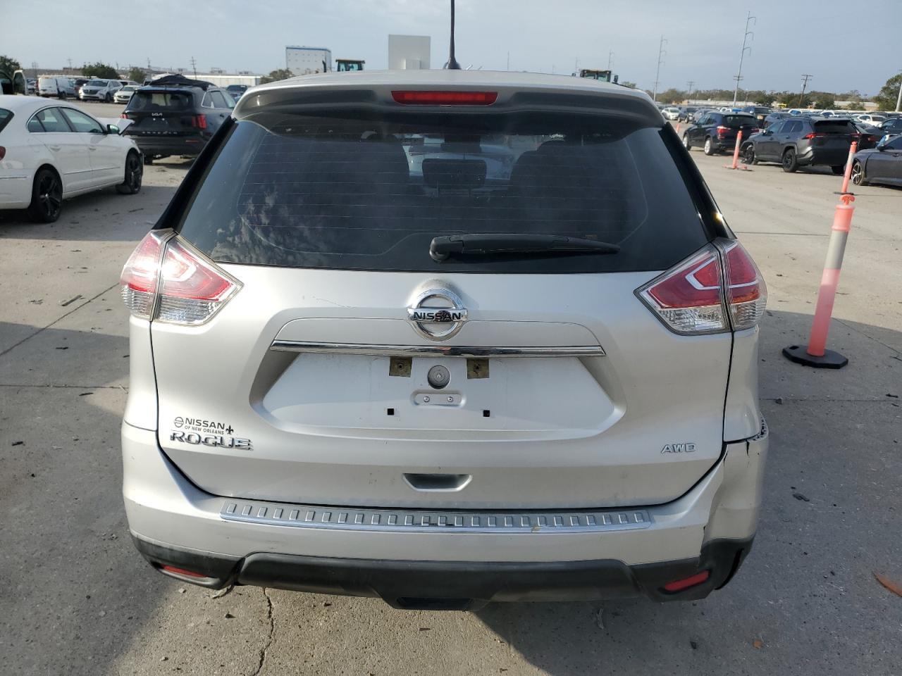 2015 NISSAN ROGUE S - Фото 6
