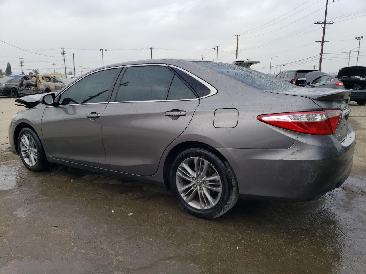 2017 TOYOTA CAMRY LE - Фото 2