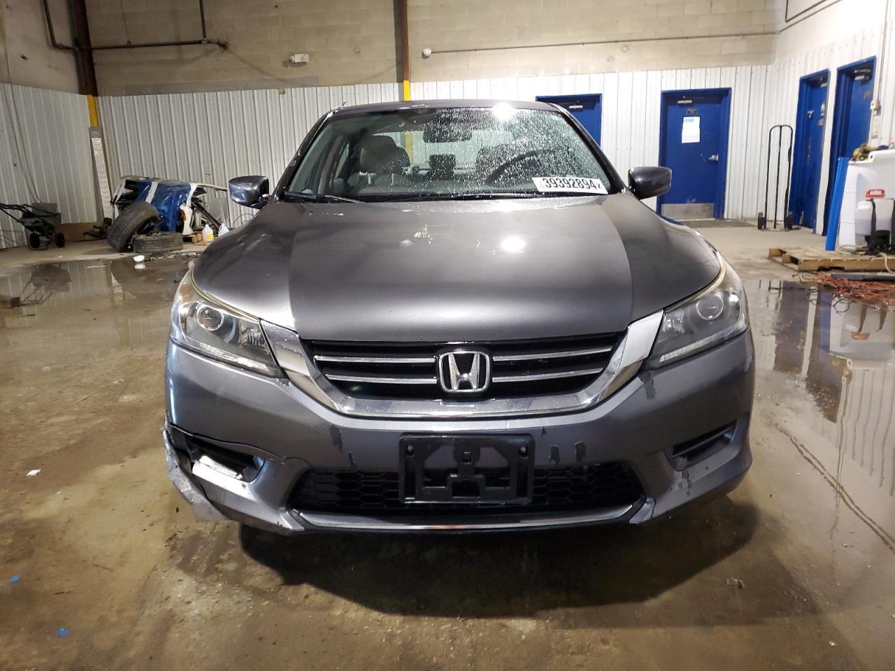 2014 HONDA ACCORD LX - Image 5