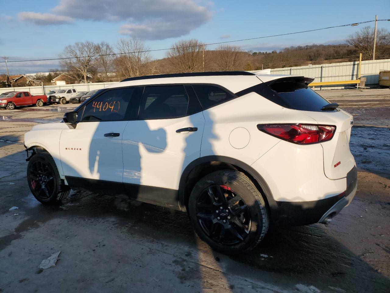 2022 CHEVROLET BLAZER 2LT - Image 2