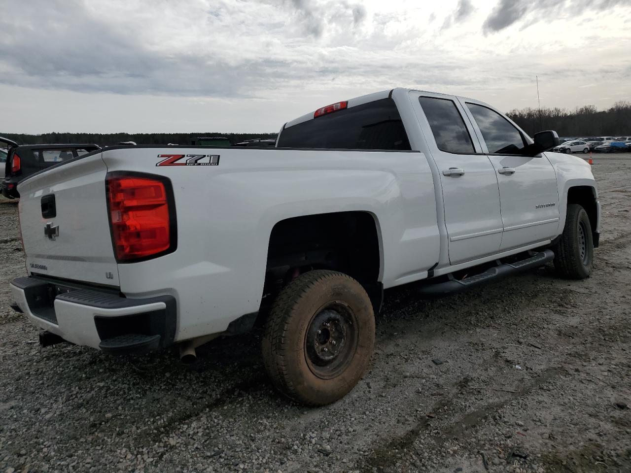 2019 CHEVROLET SILVERADO2 - Image 3
