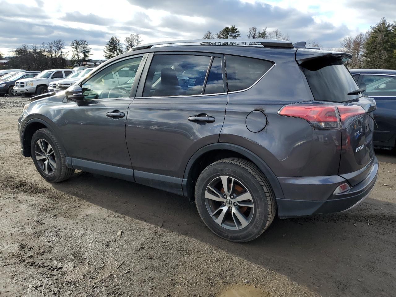 2017 TOYOTA RAV4 XLE - Image 2