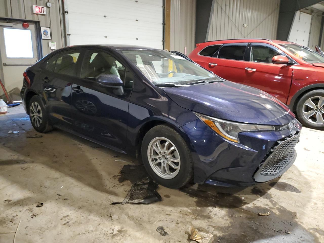 2022 TOYOTA COROLLA LE - Image 4