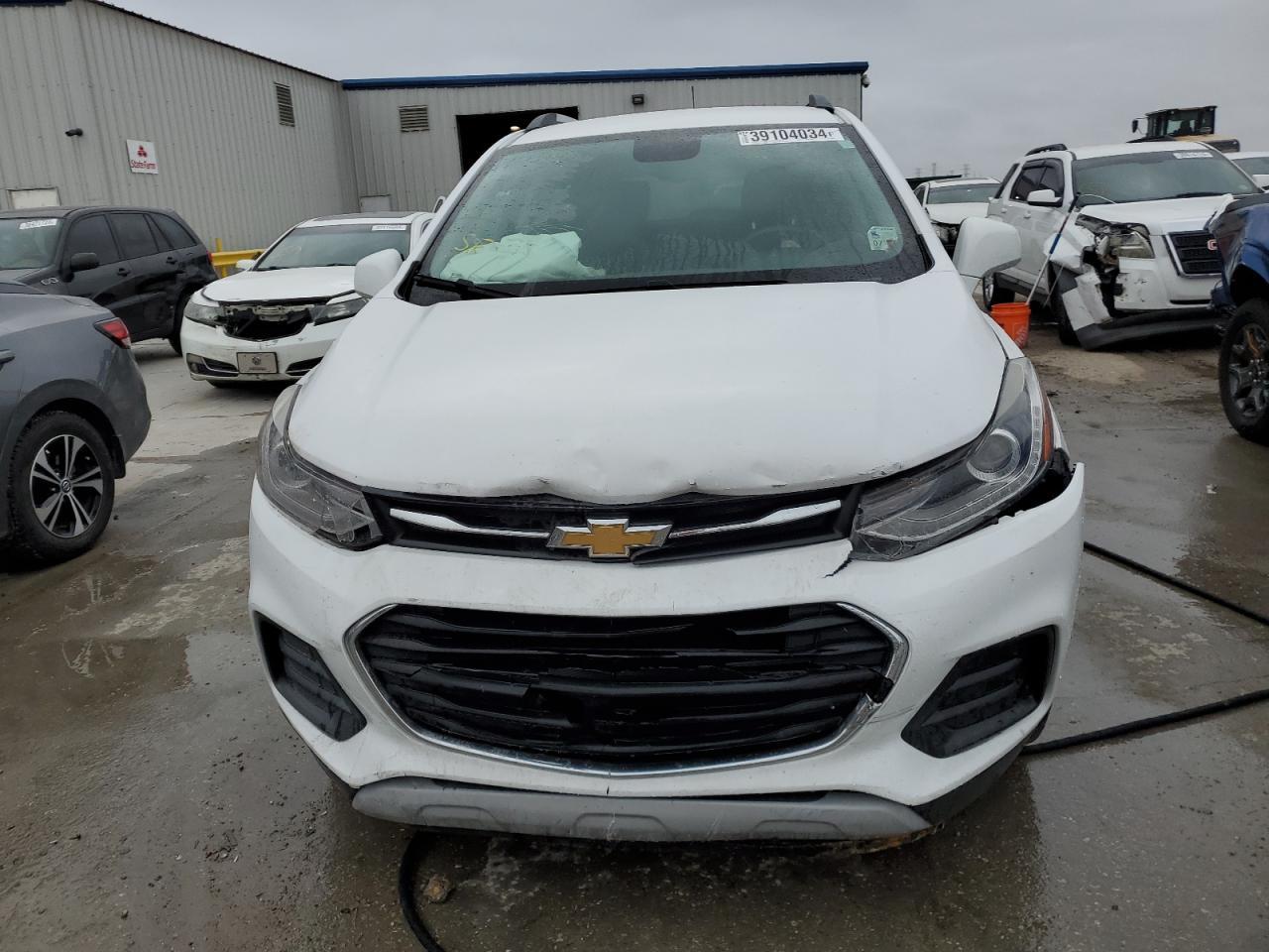 2018 CHEVROLET TRAX 1LT - Фото 5