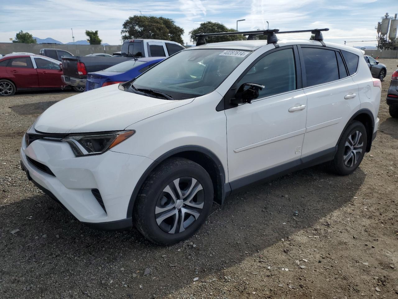 2018 TOYOTA RAV4 LE