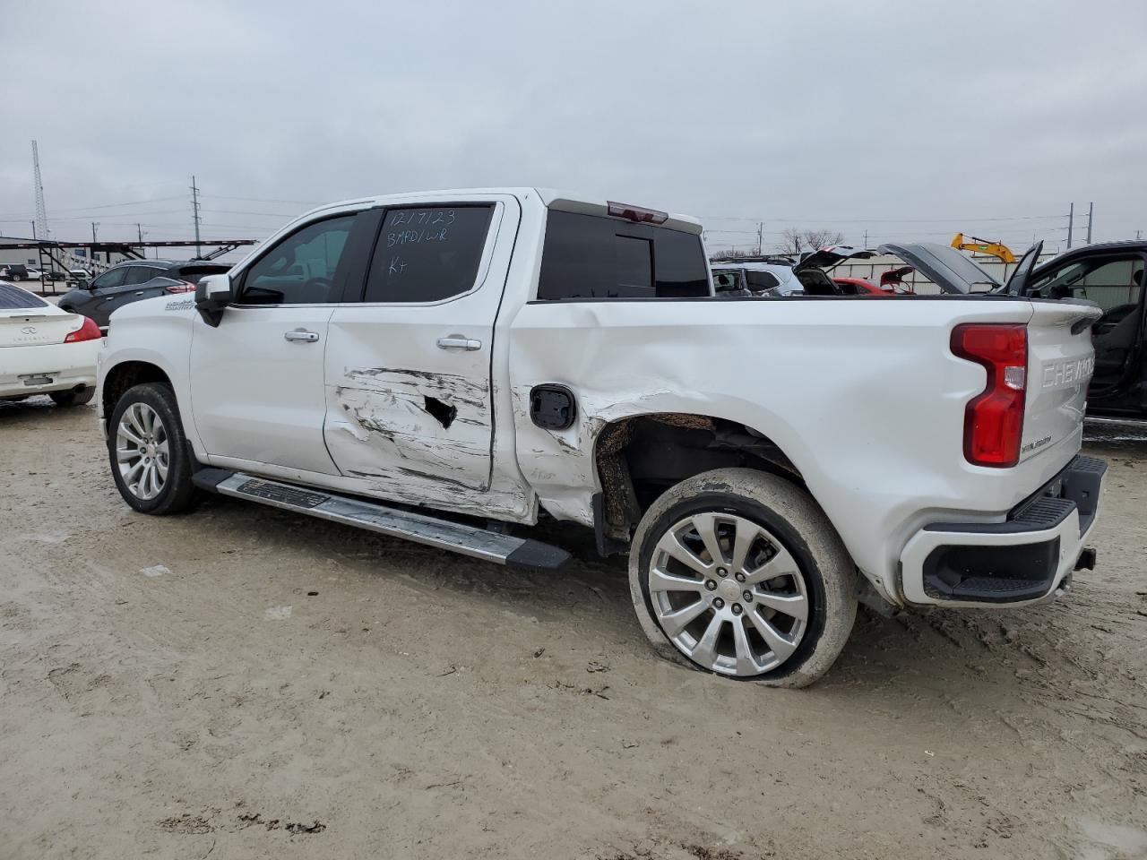 2021 CHEVROLET SILVERADO - Image 2