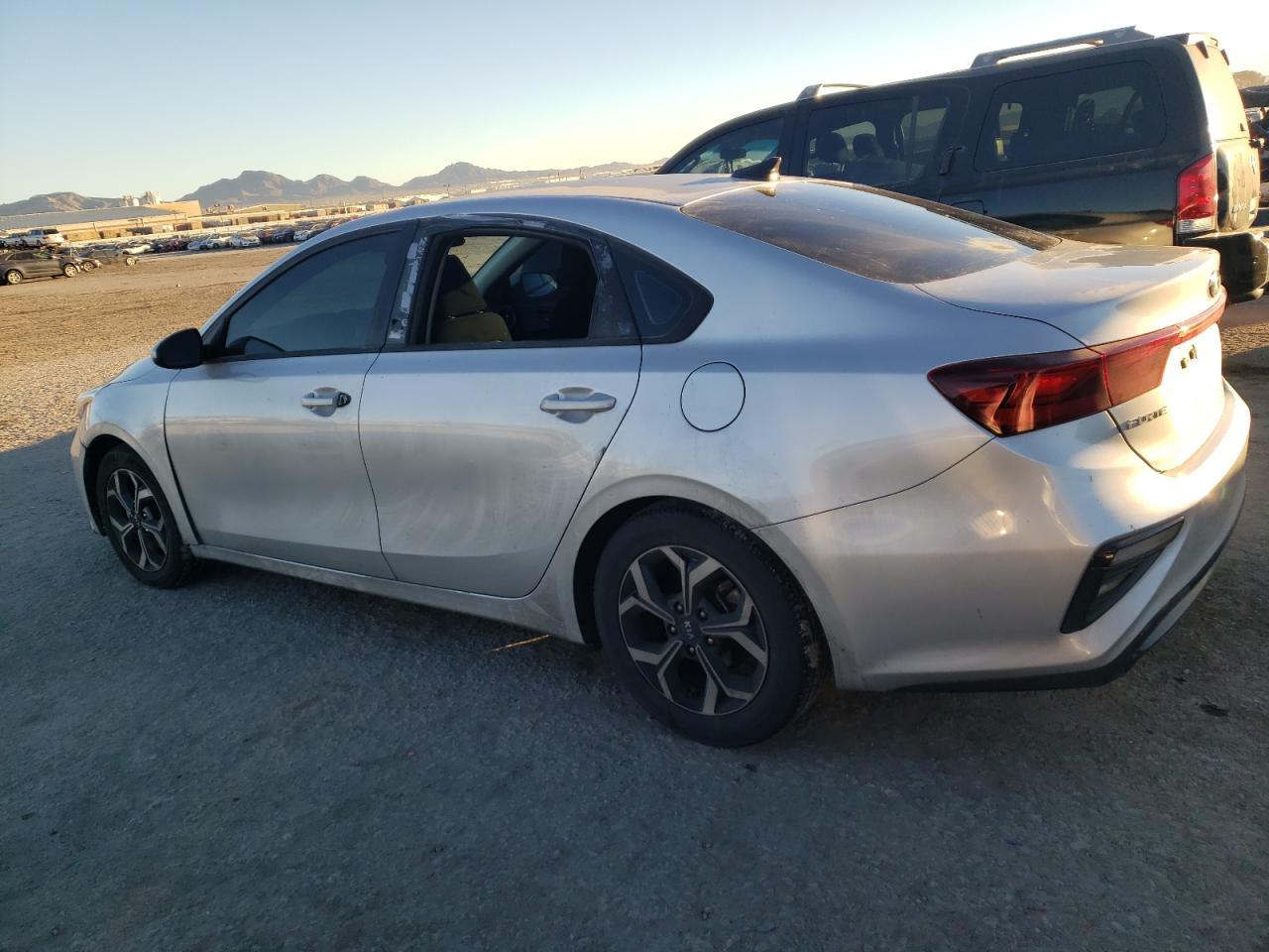 2020 KIA FORTE FE - Фото 2