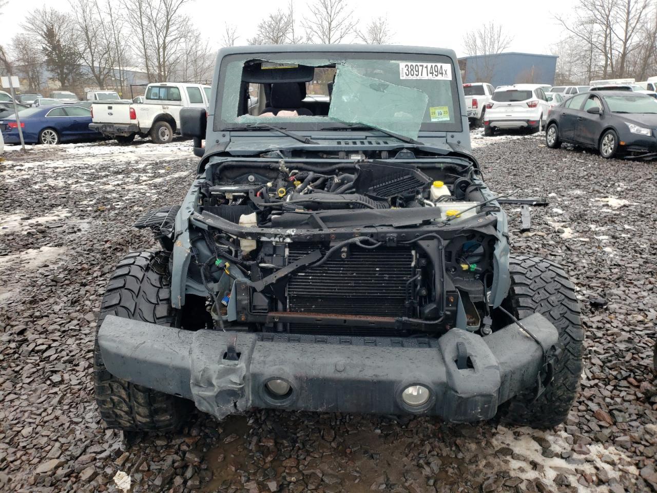 2014 JEEP WRANGLER U - Image 5