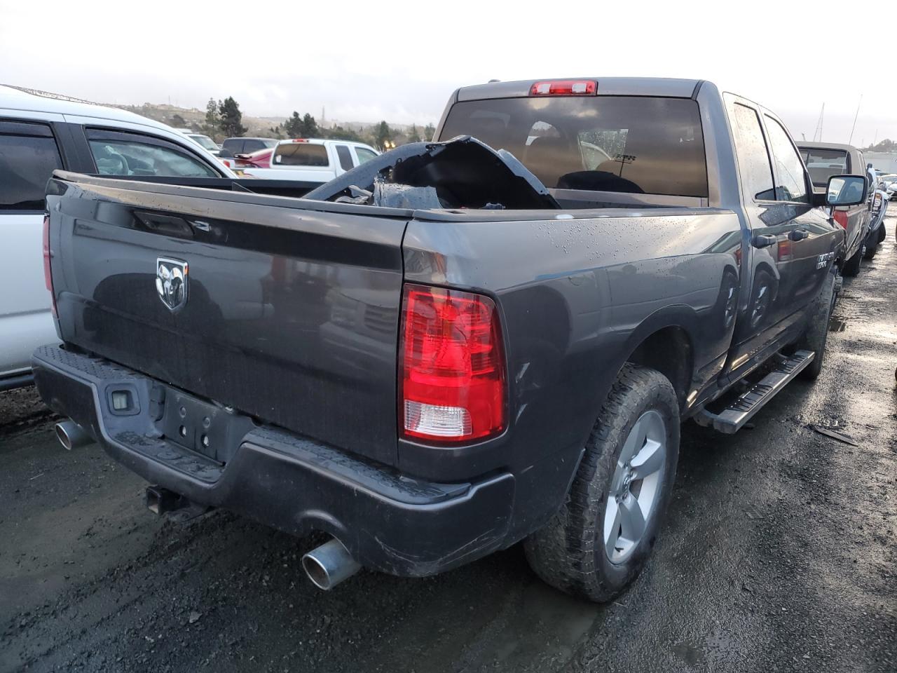 2015 RAM 1500 ST - Image 3