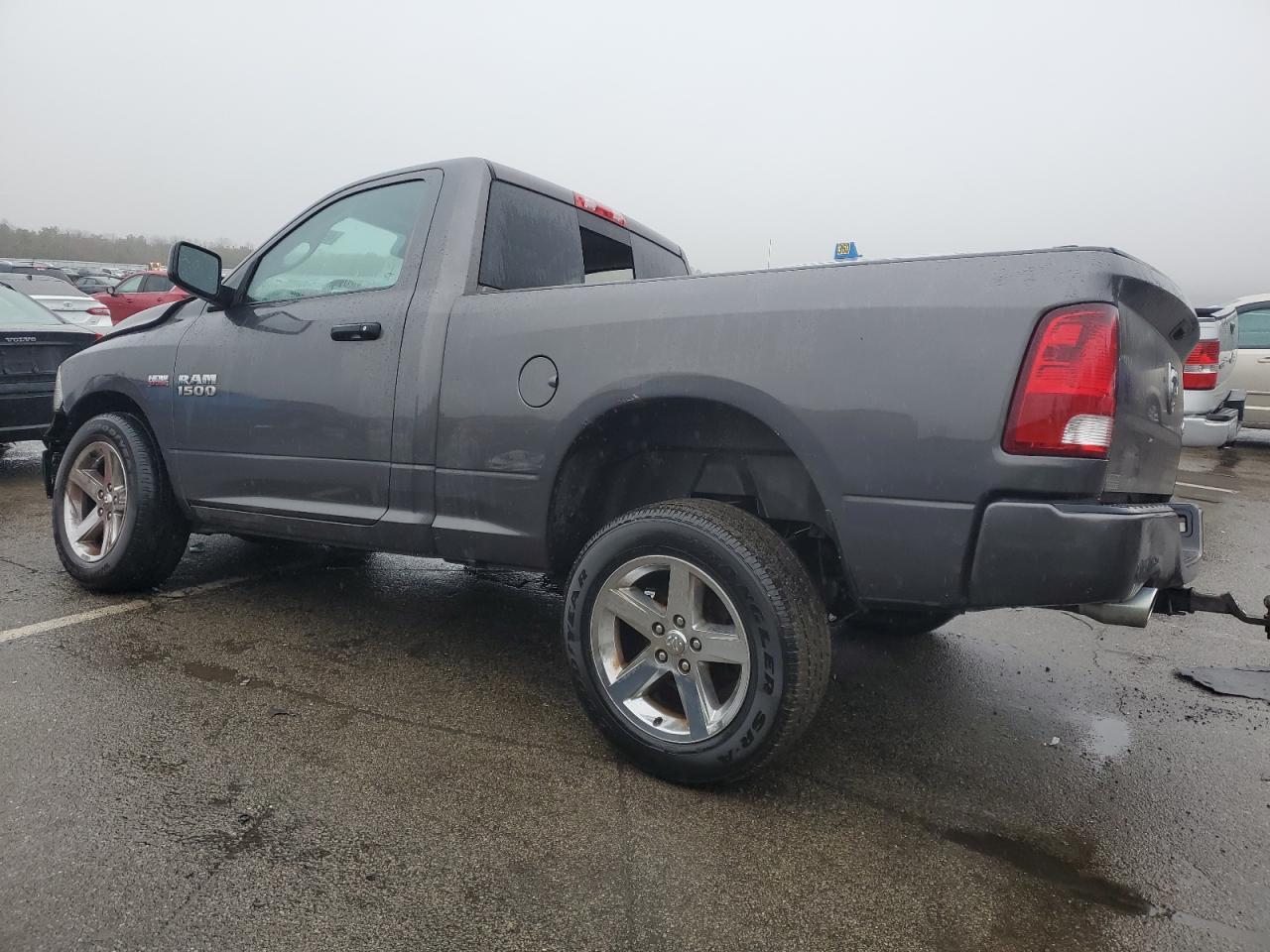 2014 RAM 1500 ST - Фото 2