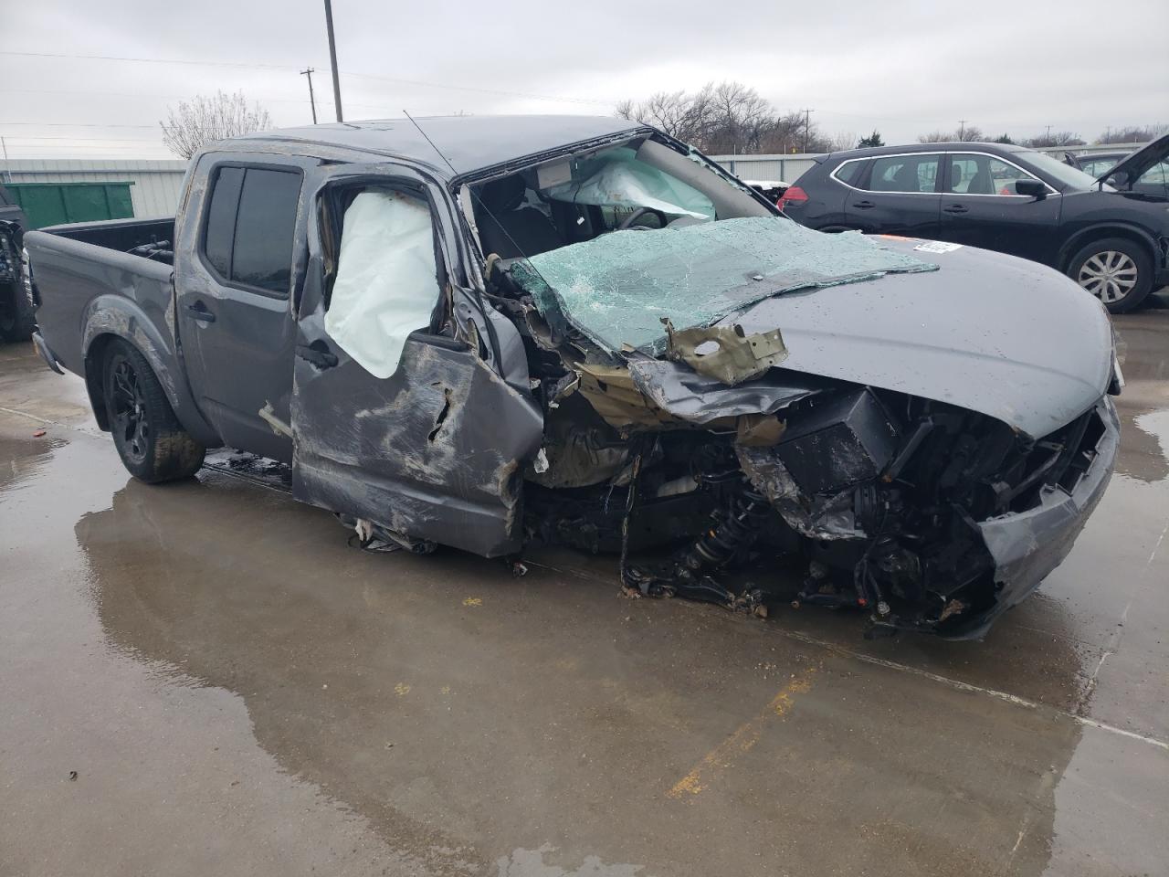 2019 NISSAN FRONTIER S - Image 4