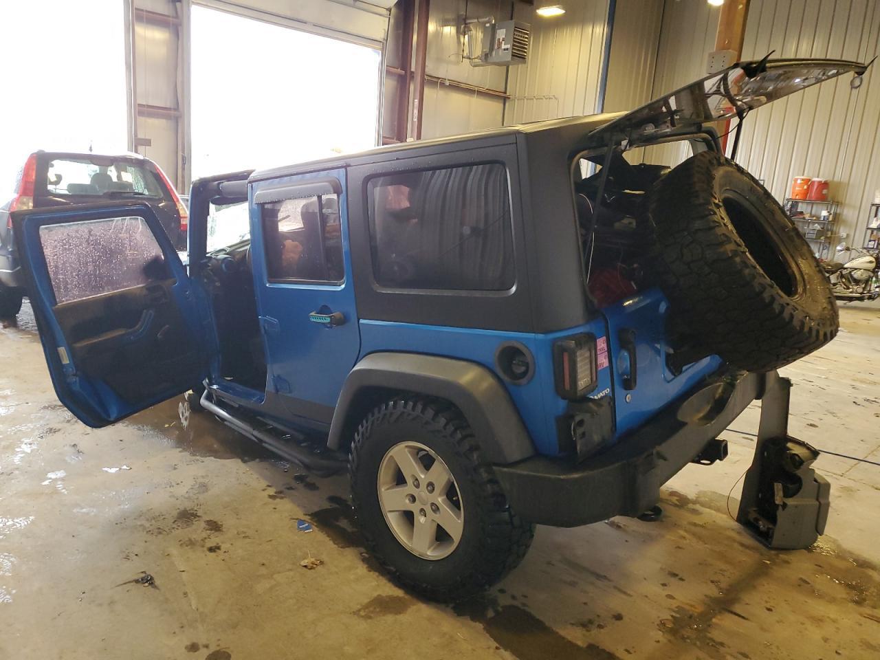 2015 JEEP WRANGLER U - Фото 2