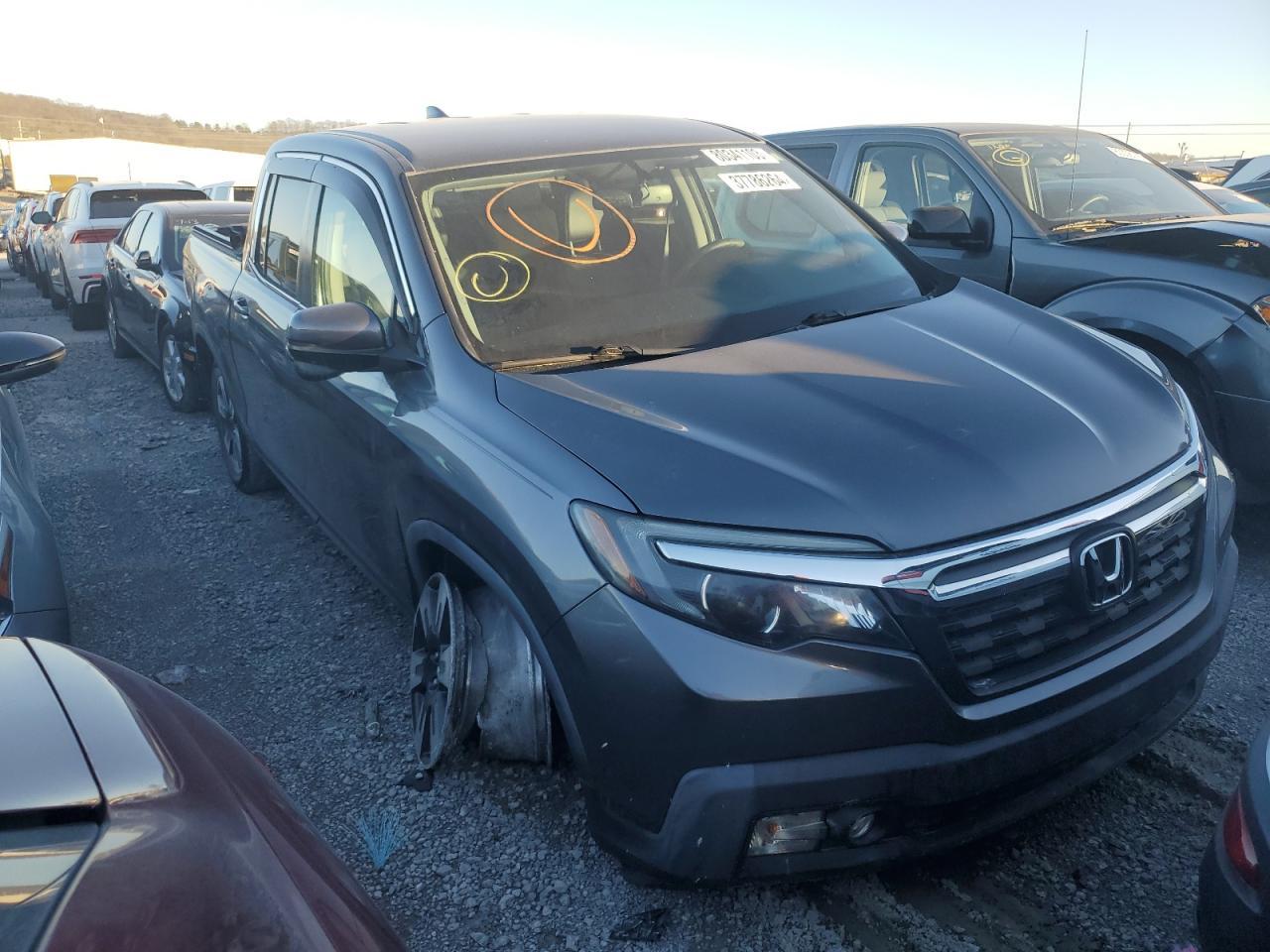 2017 HONDA RIDGELINE - Фото 4