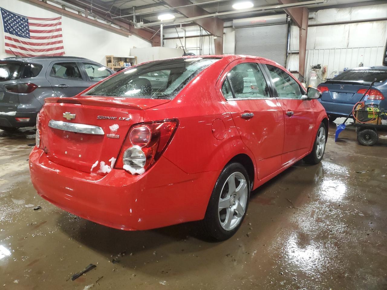 2016 CHEVROLET SONIC LTZ - Фото 3