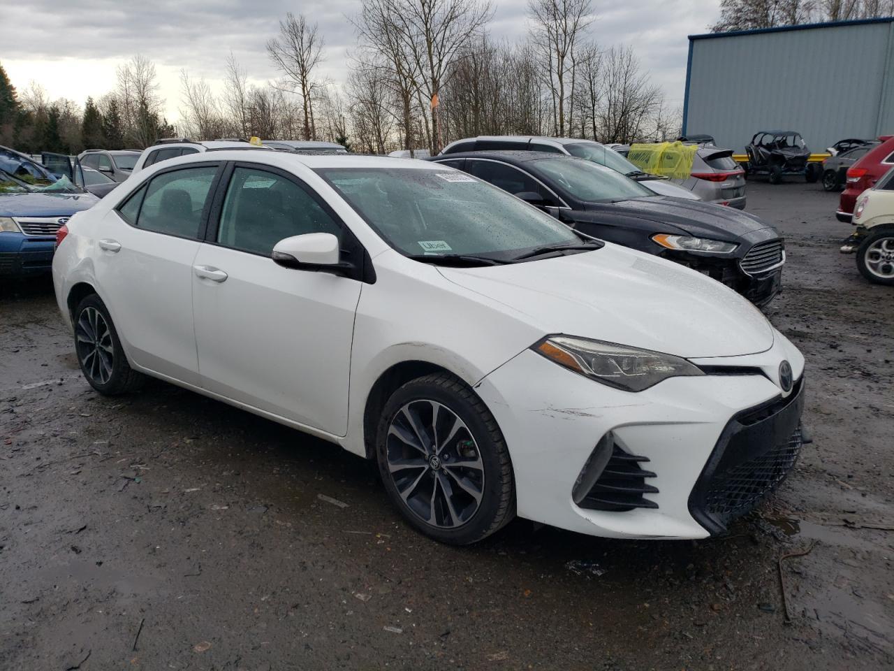 2019 TOYOTA COROLLA L - Фото 4