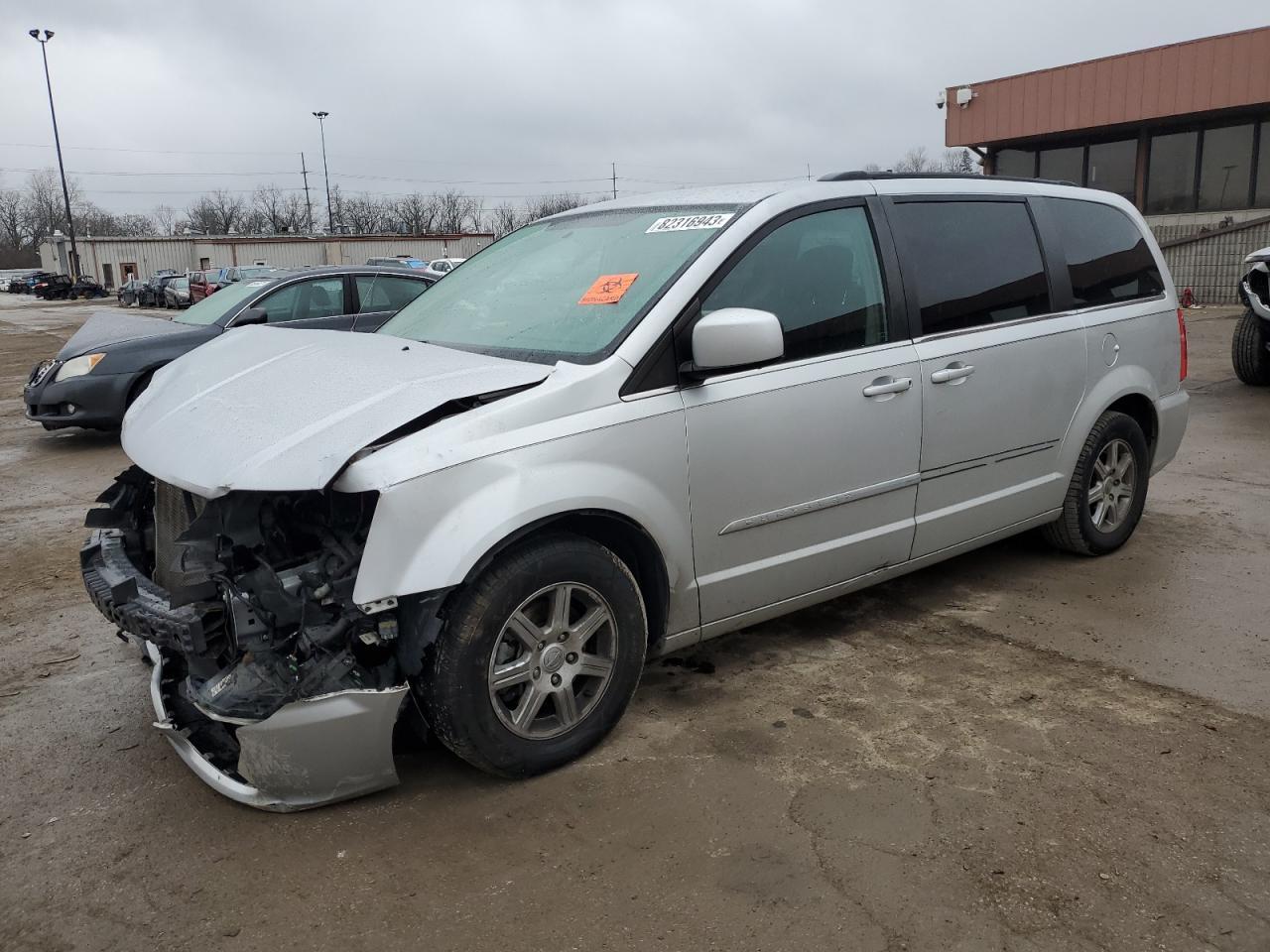 2011 CHRYSLER TOWN & COU car image