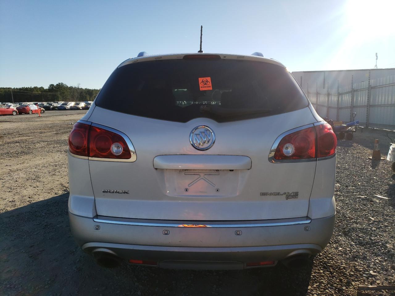 2011 BUICK ENCLAVE CX - Image 6