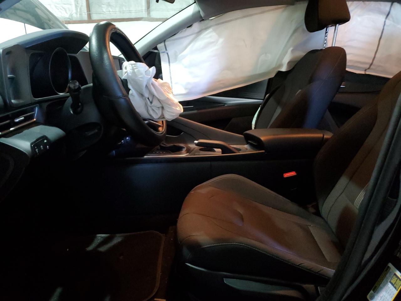2023 HYUNDAI ELANTRA SE - Image 7