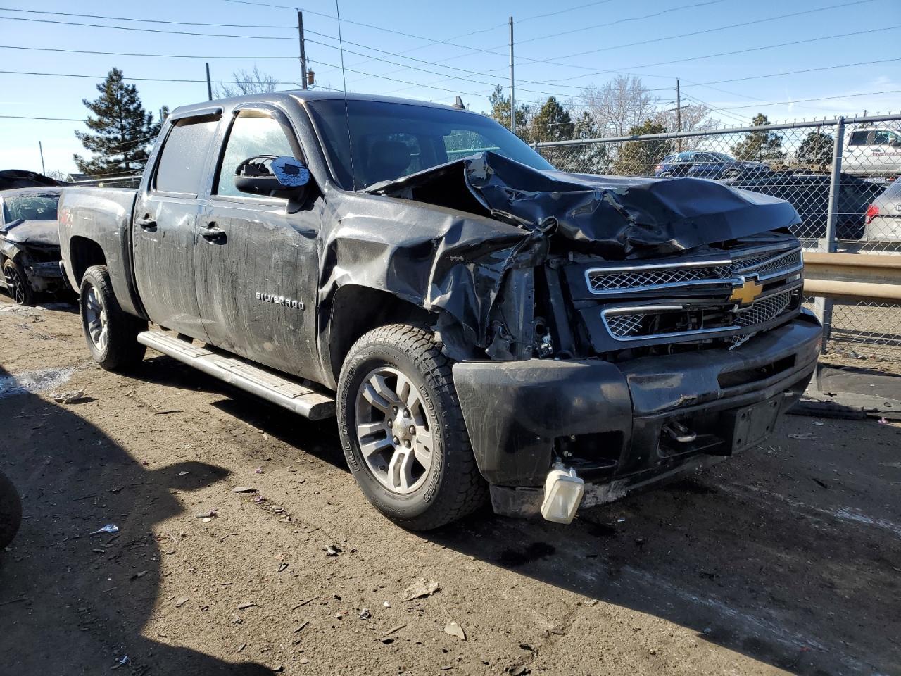 2013 CHEVROLET SILVERADO - Фото 4