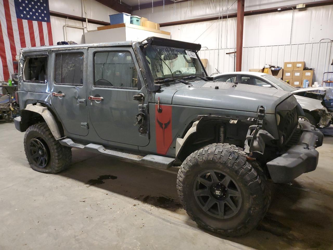2014 JEEP WRANGLER U - Image 4