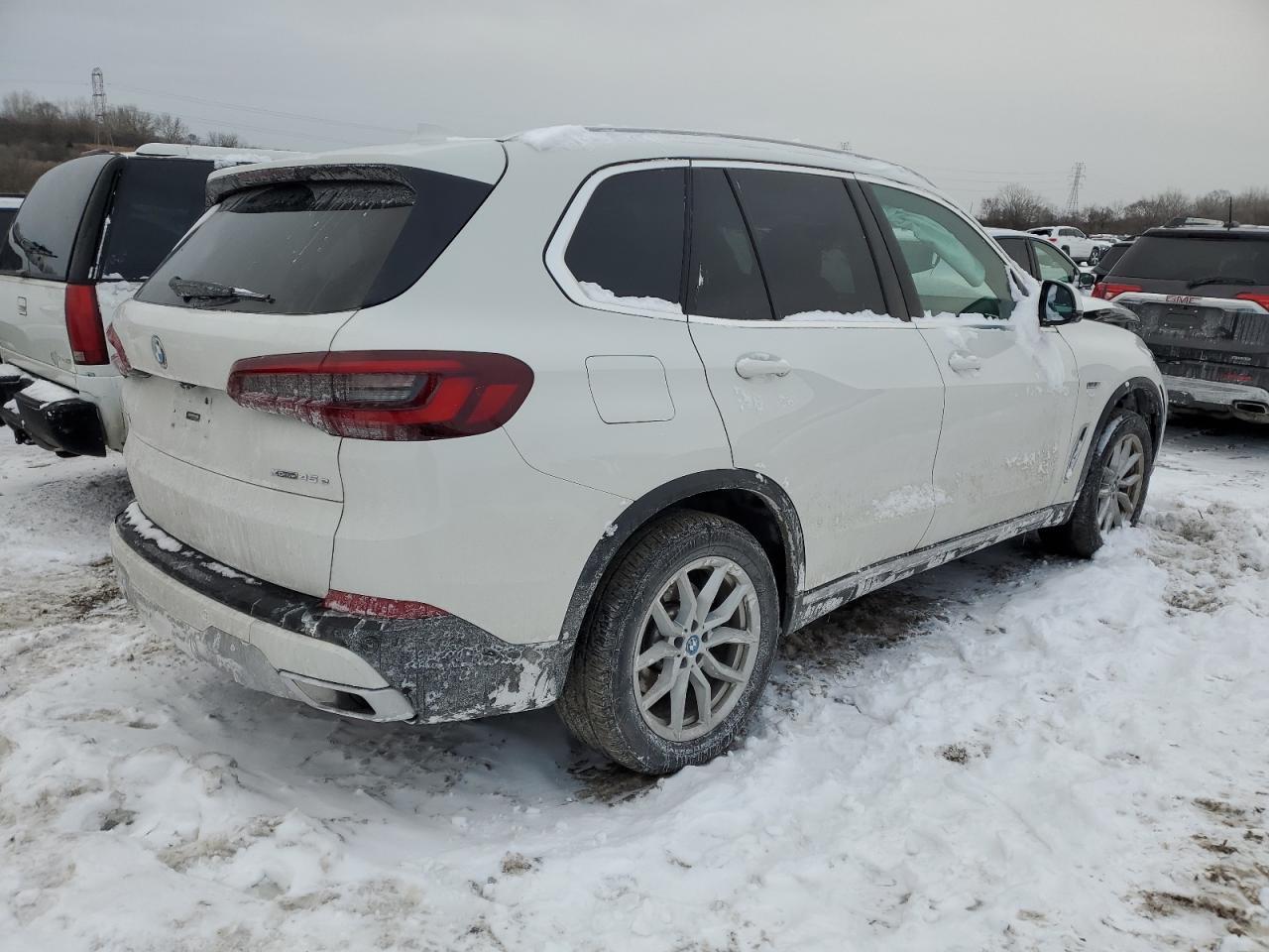 2022 BMW X5 XDRIVE4 - Image 3