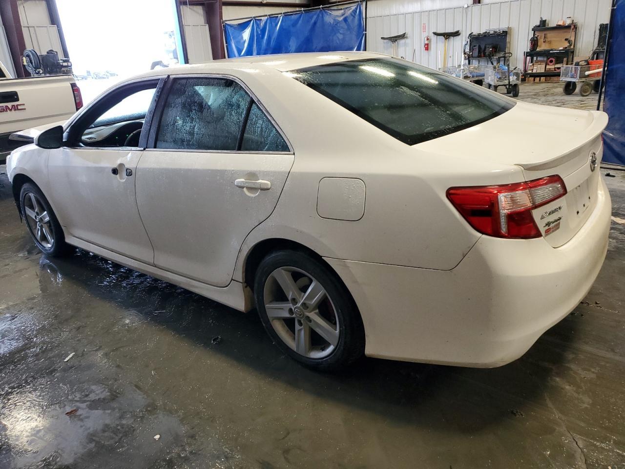 2012 TOYOTA CAMRY BASE - Фото 2
