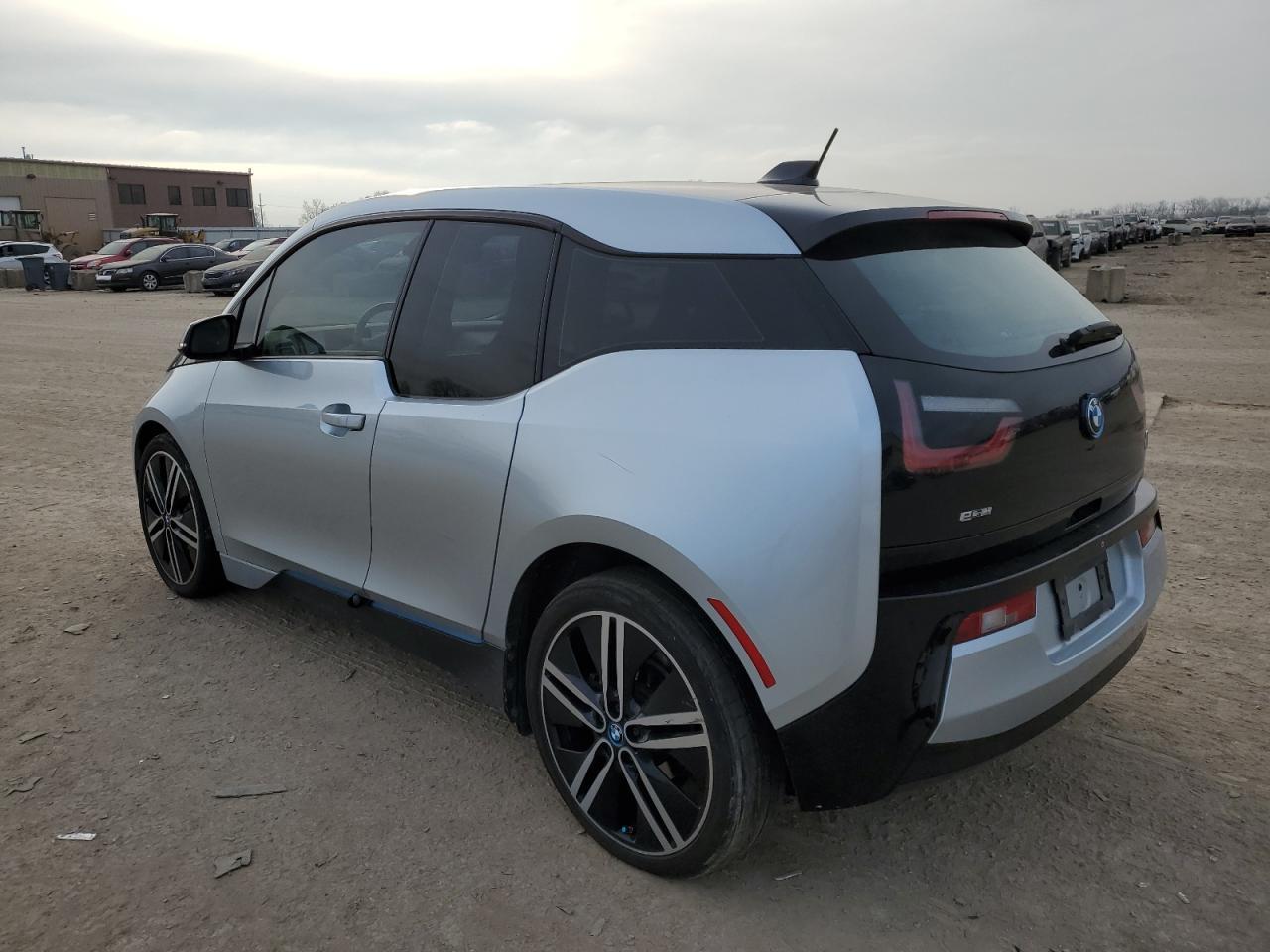 2015 BMW I3 REX - Image 2