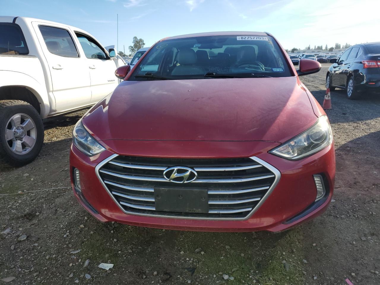 2017 HYUNDAI ELANTRA SE - Фото 5