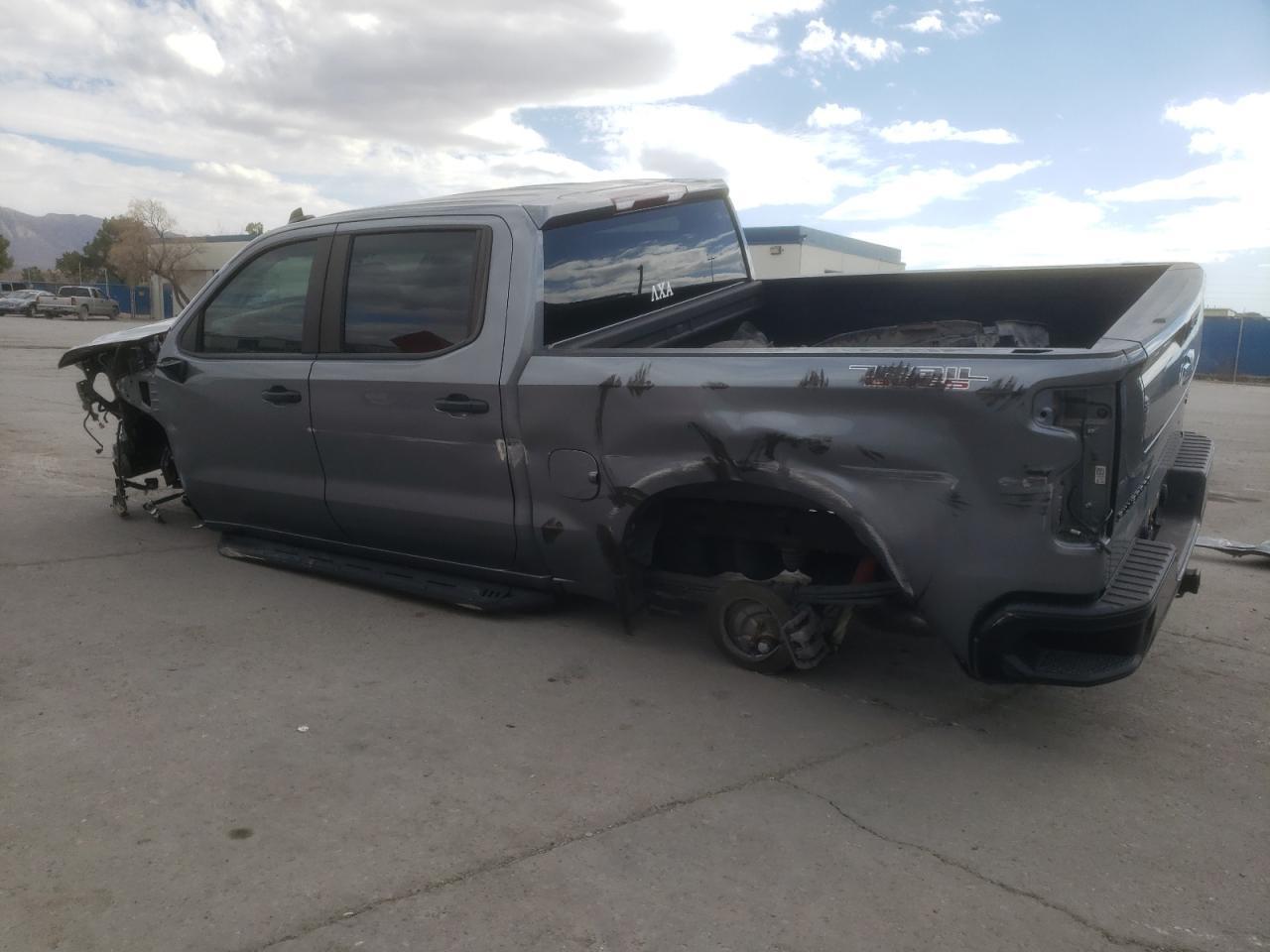 2021 CHEVROLET SILVERADO - Фото 2