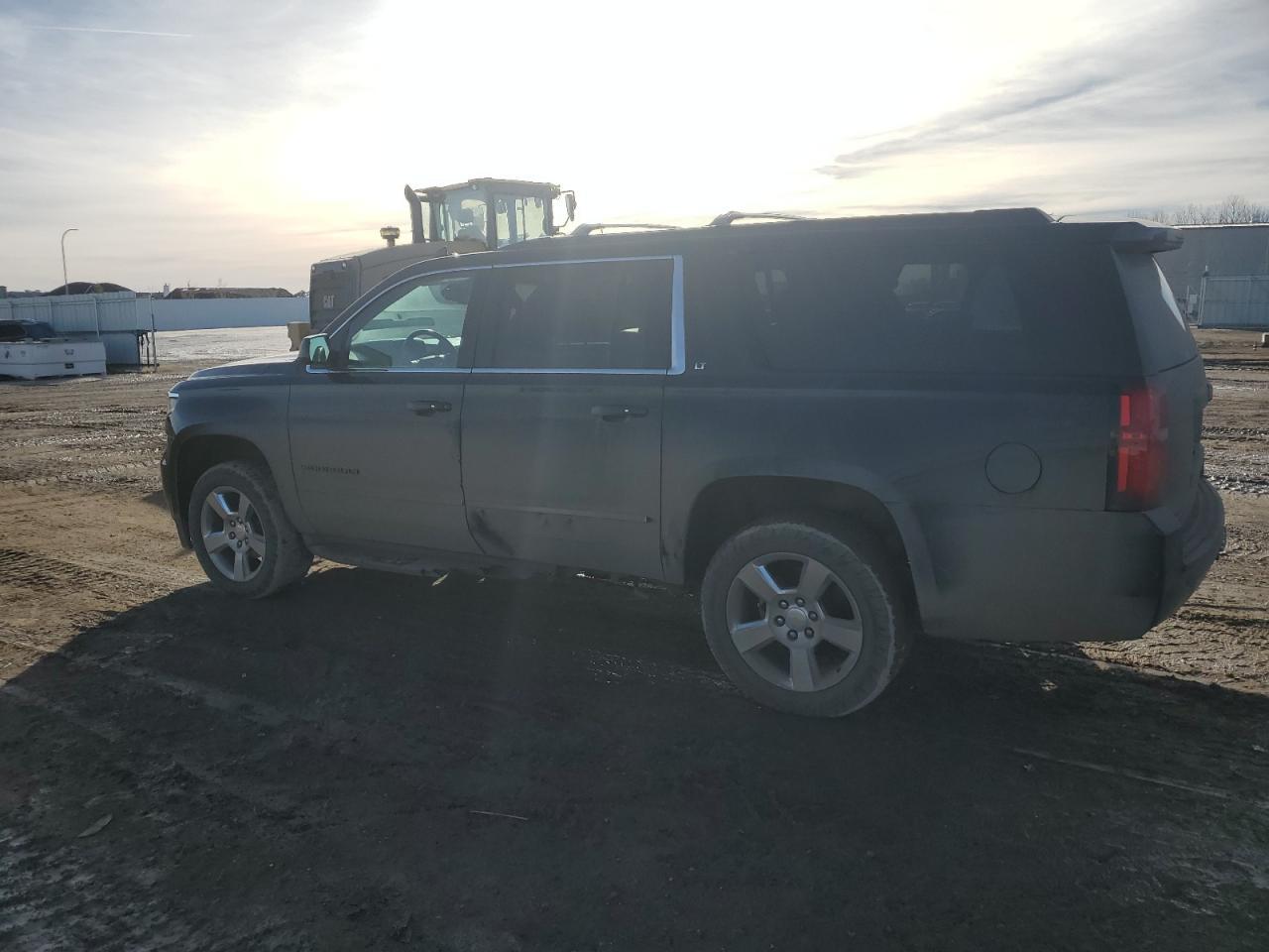 2017 CHEVROLET SUBURBAN K - Фото 2