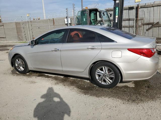 2011 Hyundai Sonata Gls - Image 2