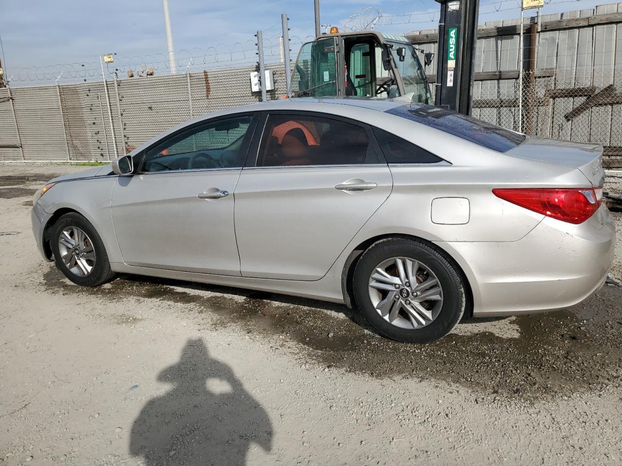 2011 HYUNDAI SONATA GLS - Фото 2