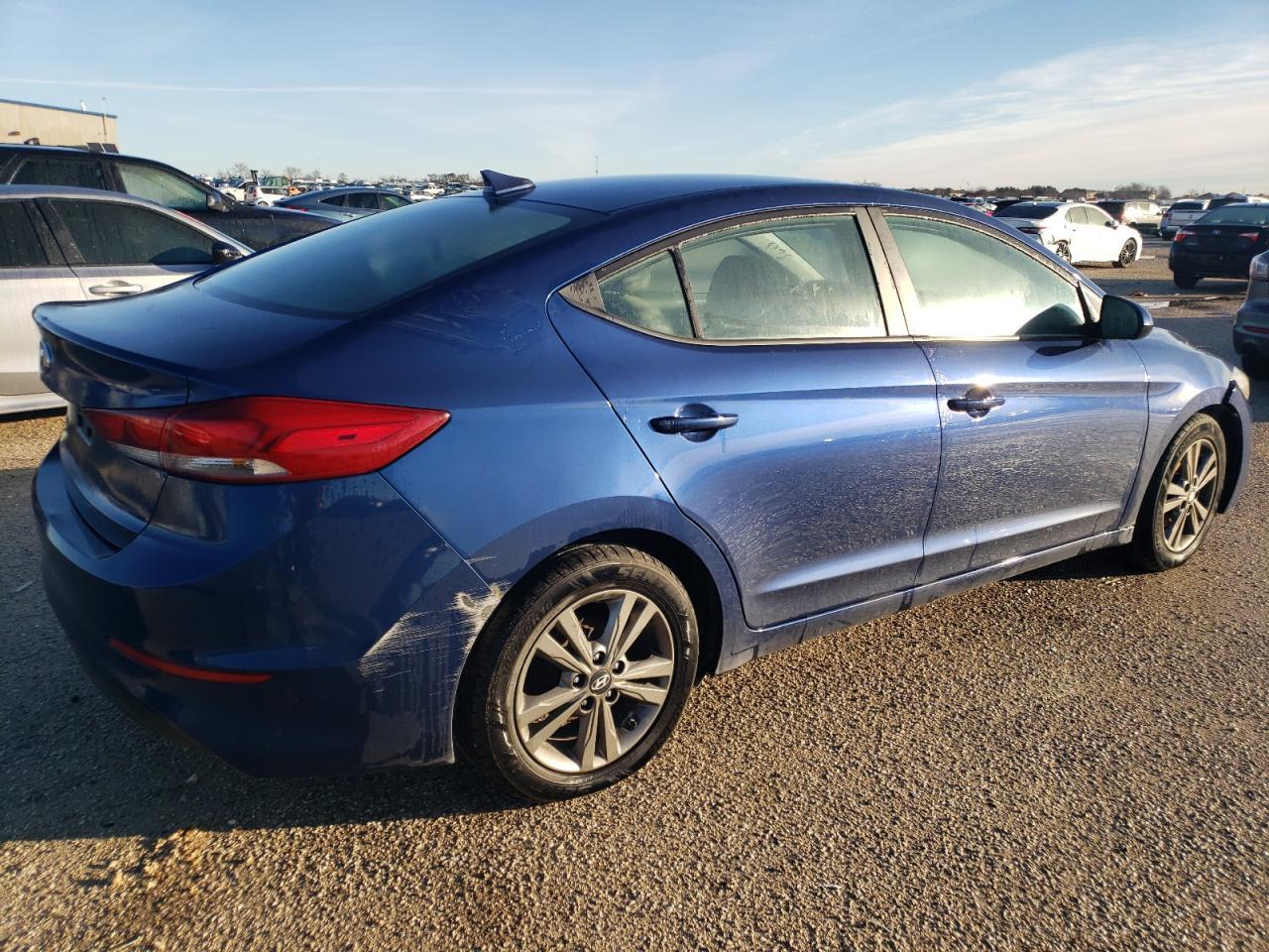 2017 HYUNDAI ELANTRA SE - Фото 3