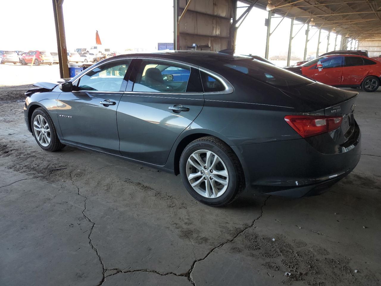 2017 CHEVROLET MALIBU LT - Image 2