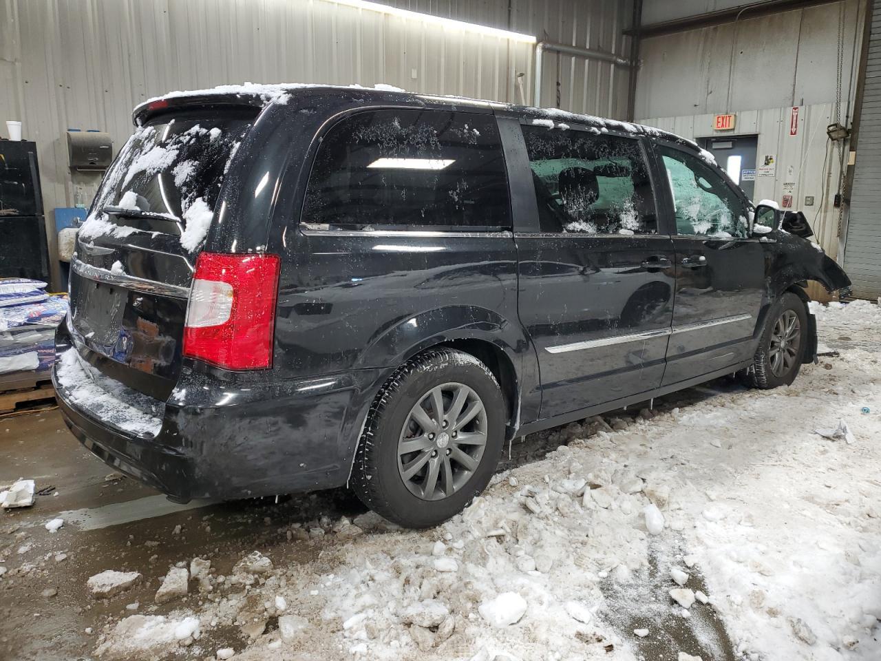 2014 CHRYSLER TOWN & COU - Фото 3
