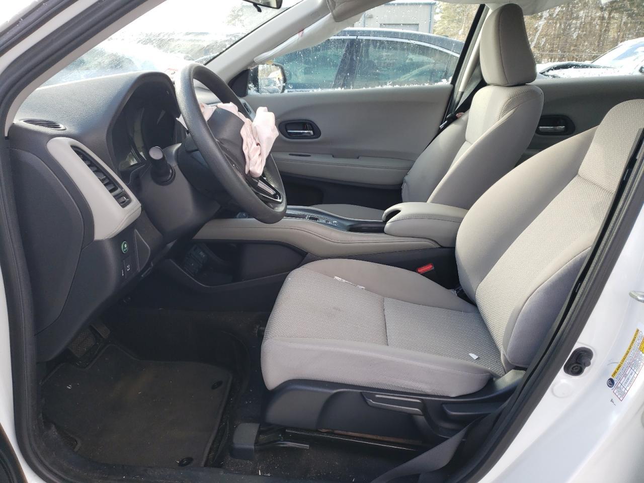 2018 HONDA HR-V LX - Image 7